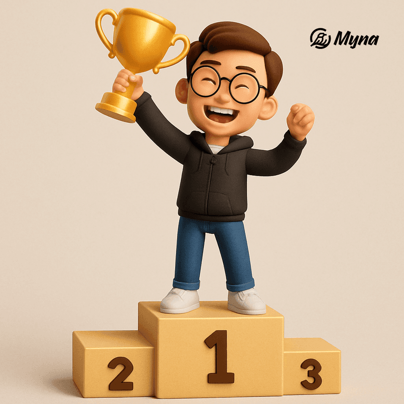 Стартапер держит трофей